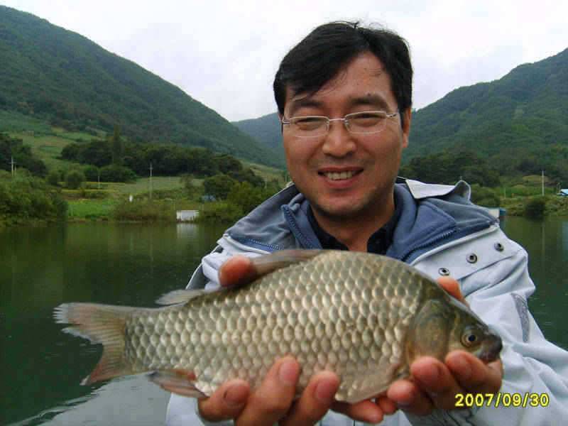 충주호 가을은 무르익고 월척이 기다리는 곳 주말조황 소식입니다 (조황조행기 - 특파원조황)