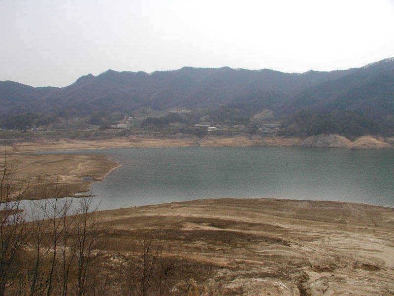 시즌을 맞고있는 충주호 소식입니다 (조황조행기 - 특파원조황)