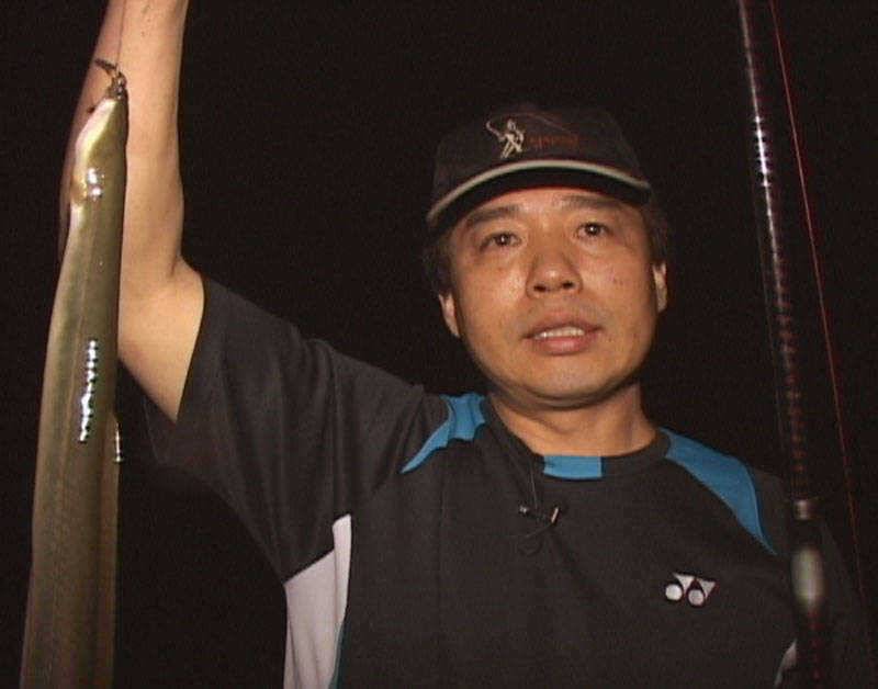 충주호 굵은 씨알의 장어에 4자붕어를 덤으로 얻다 (조황조행기 - 특파원조황)