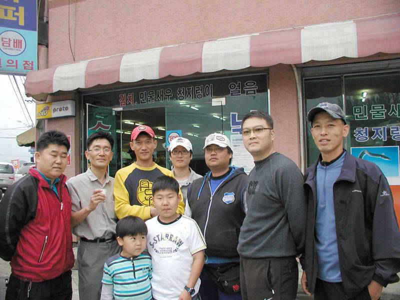 충주호 명서리 노지에서 4짜대물붕어 장어 메기까지 (조황조행기 - 특파원조황)