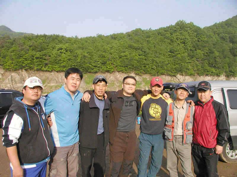충주호 명서리 노지에서 4짜대물붕어 장어 메기까지 (조황조행기 - 특파원조황)
