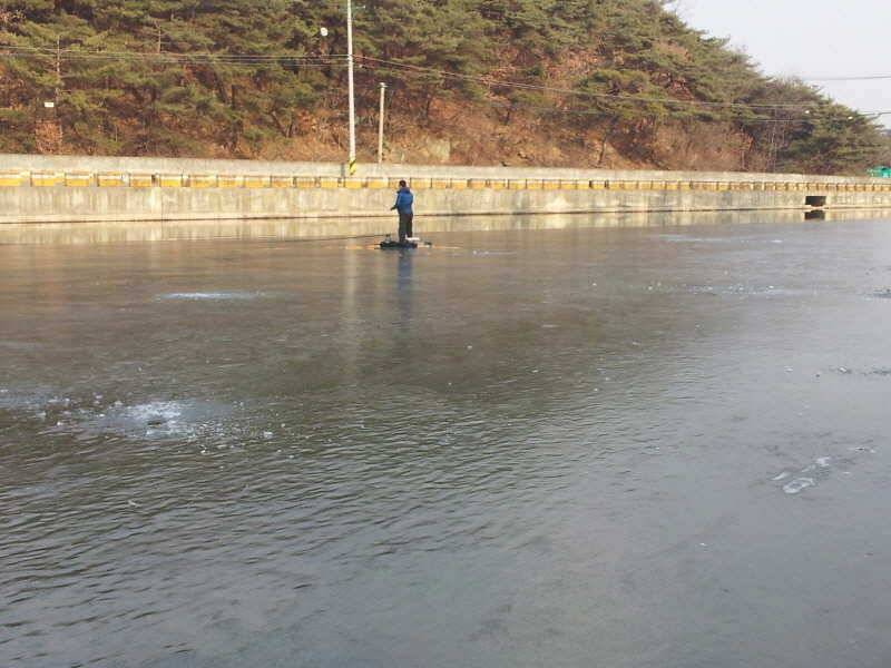 얼음낚시 시작 (조황조행기 - 특파원조황)