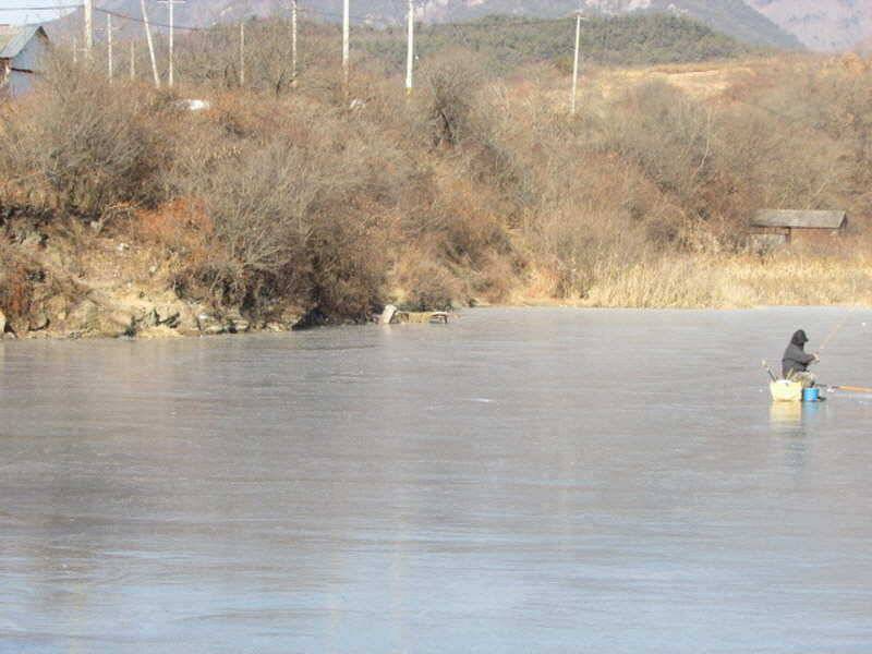 얼음낚시 시작 (조황조행기 - 특파원조황)