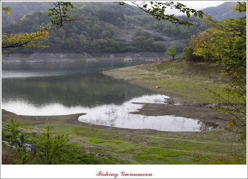 충주호 노지 38 cm저수지 사짜들 (조황조행기 - 특파원조황)