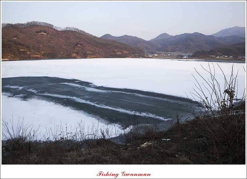 충주괴산권 결빙 상태와 빙어 낚시 (조황조행기 - 특파원조황)
