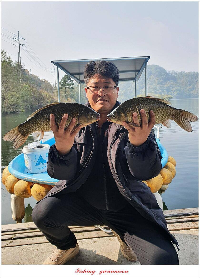 화곡지 4 짜솔 39 cm돌감 37 cm충주호 노지 현황 (조황조행기 - 특파원조황)