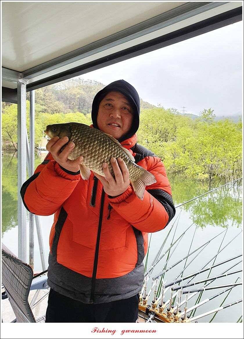 제일 낚시터 435 cm37 cm화곡지 사짜 대물 소류지 탐사 (조황조행기 - 특파원조황)