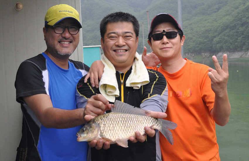 적닥한 오름수위 적당한 물색 이번 주말을 기대해 봅니다 (조황조행기 - 특파원조황)