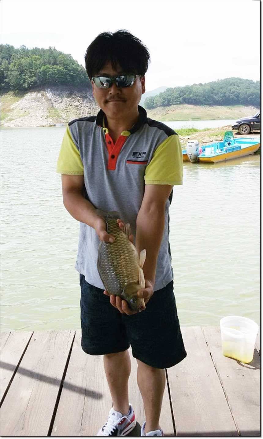 한버들 42 cm병호 385 cm늘푸른 키로장어 (조황조행기 - 특파원조황)