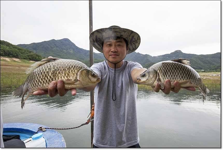 사짜사짜사짜 (조황조행기 - 특파원조황)