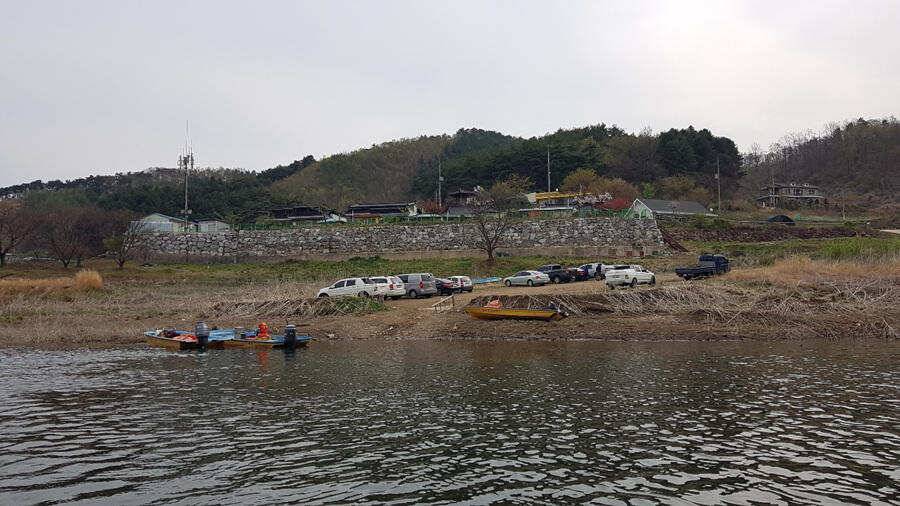 명서낚시터 4짜 대물붕어 조황입니다 (조황조행기 - 특파원조황)