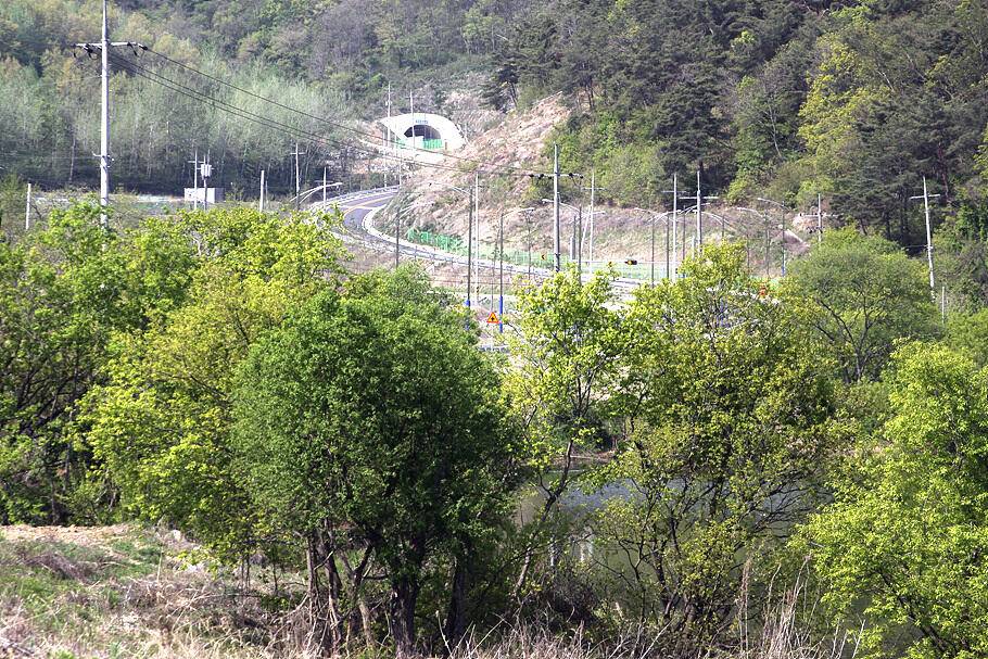 경산청도권 저수지 모습산란과 안정이 혼재한듯 (조황조행기 - 특파원조황)