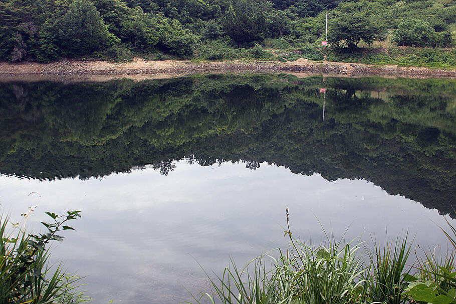 장마의 시작비오기 직전 저수지 상황 (조황조행기 - 특파원조황)