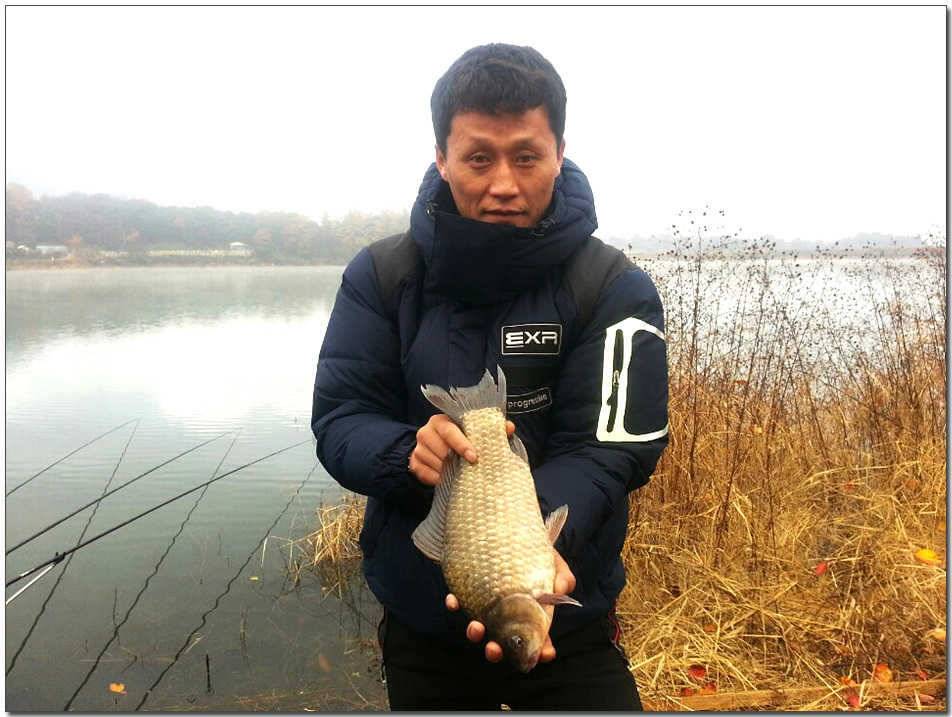 늘푸른 13 kg 대물장어칠성지 사짜 (조황조행기 - 특파원조황)