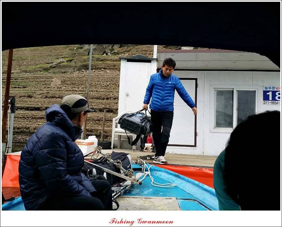 늘푸른 13 kg 장어 소식 (조황조행기 - 특파원조황)