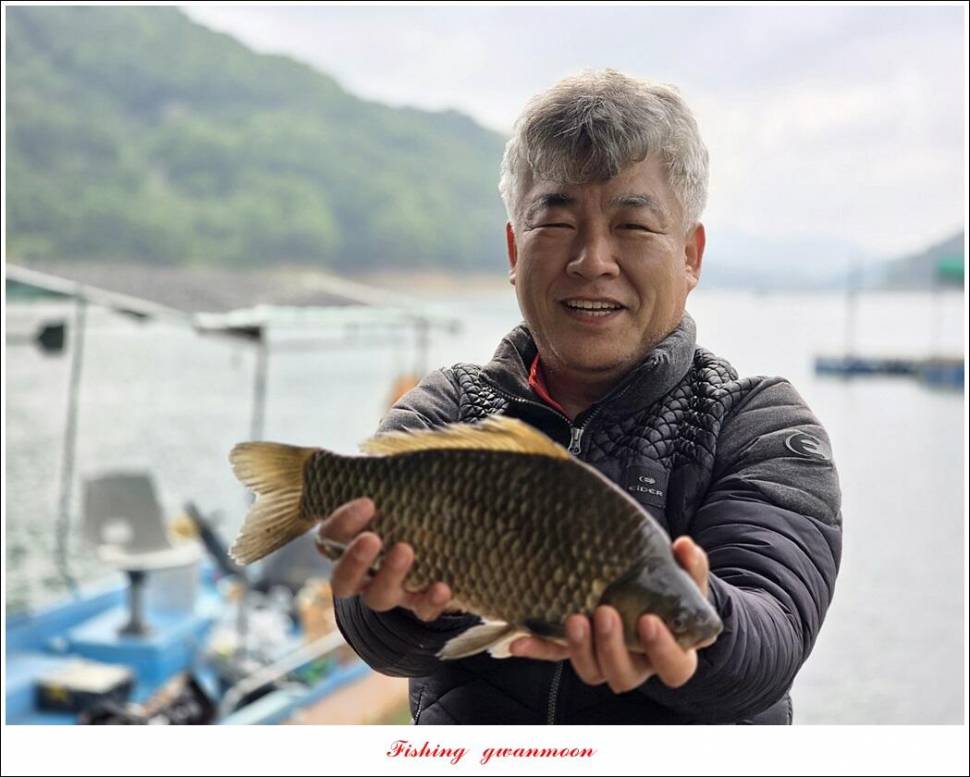 목벌 4 짜 및 남한강 4 짜 조황 (조황조행기 - 특파원조황)