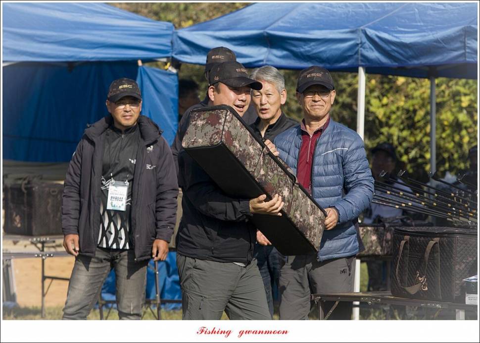 이스케이프 납회용원지화곡지 4 짜 조황 (조황조행기 - 특파원조황)