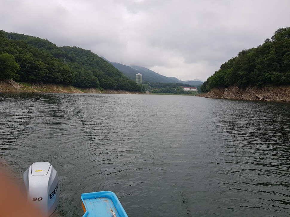 목벌 낚시터 4짜 대물붕어 하천 낚시터 허리급 조황 (조황조행기 - 특파원조황)