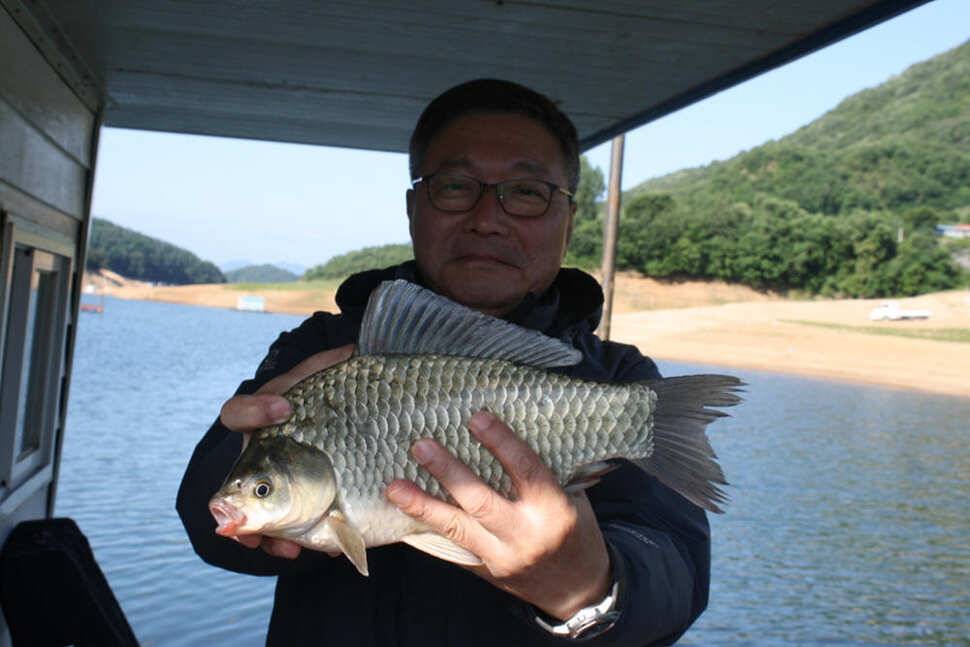 서운리 솔낚시터 38cm 외 월척조황 (조황조행기 - 특파원조황)