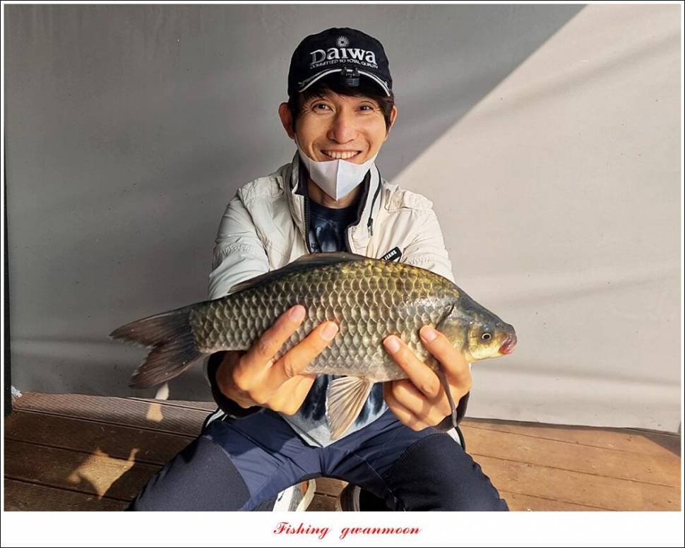 화곡지 4 짜솔 39 cm돌감 37 cm충주호 노지 현황 (조황조행기 - 특파원조황)