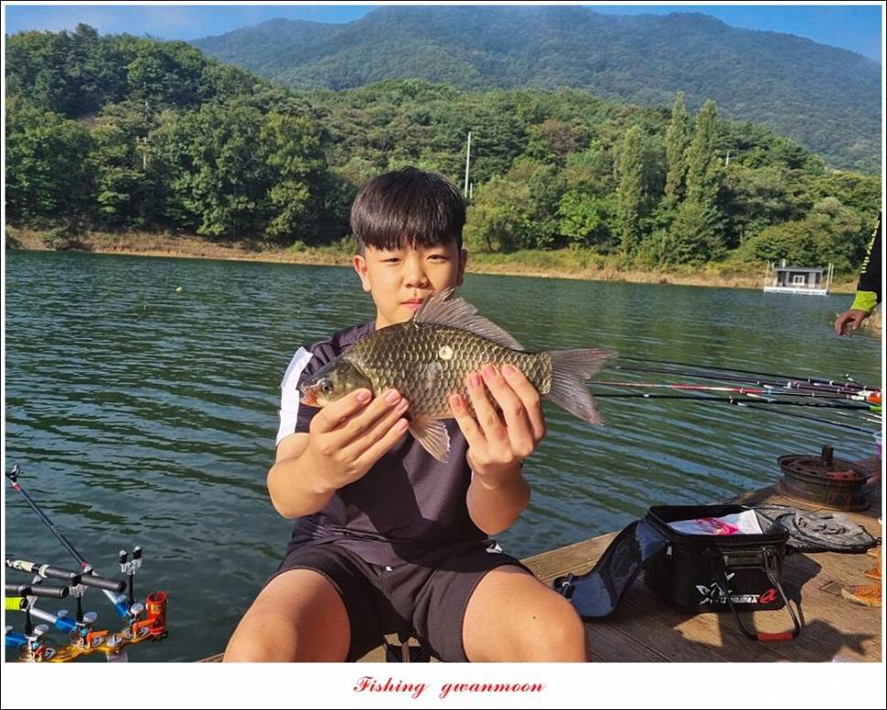 솔 4 짜 대물 및 월척 조황 (조황조행기 - 특파원조황)