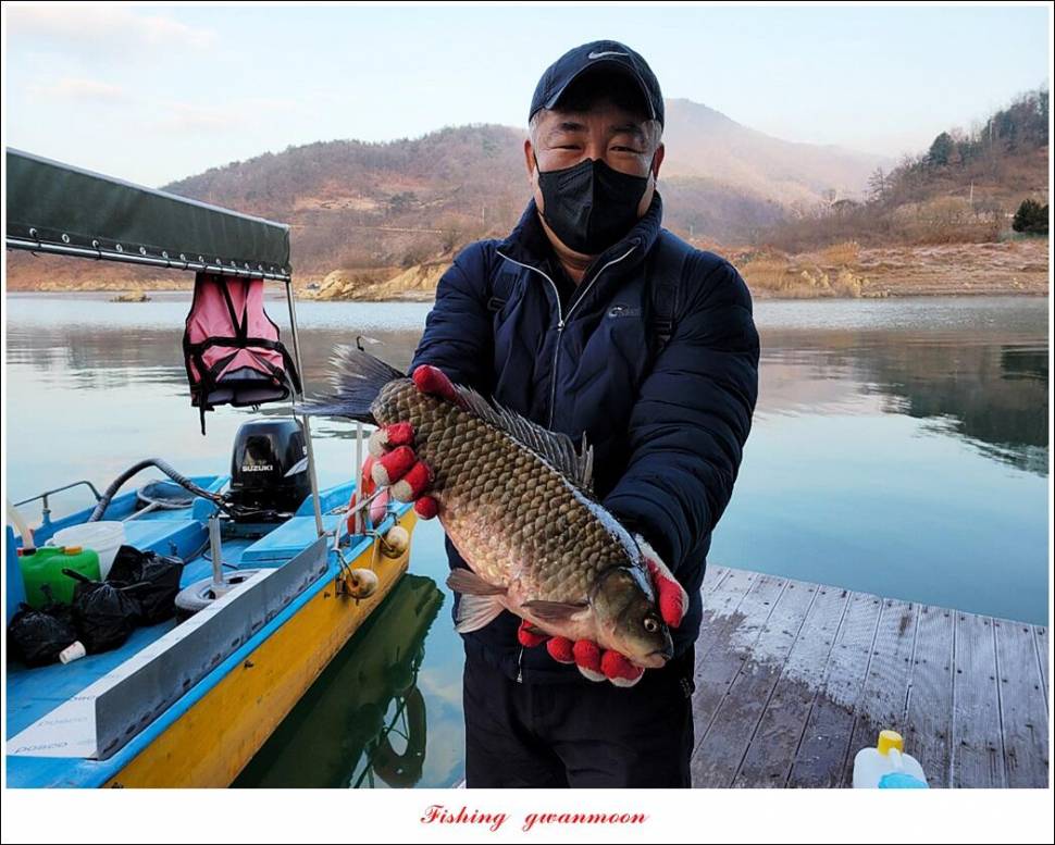 한버들 왕중왕전 대회신리 465 cm 대물 돌감 37 cm34 cm월척 조황 (조황조행기 - 특파원조황)