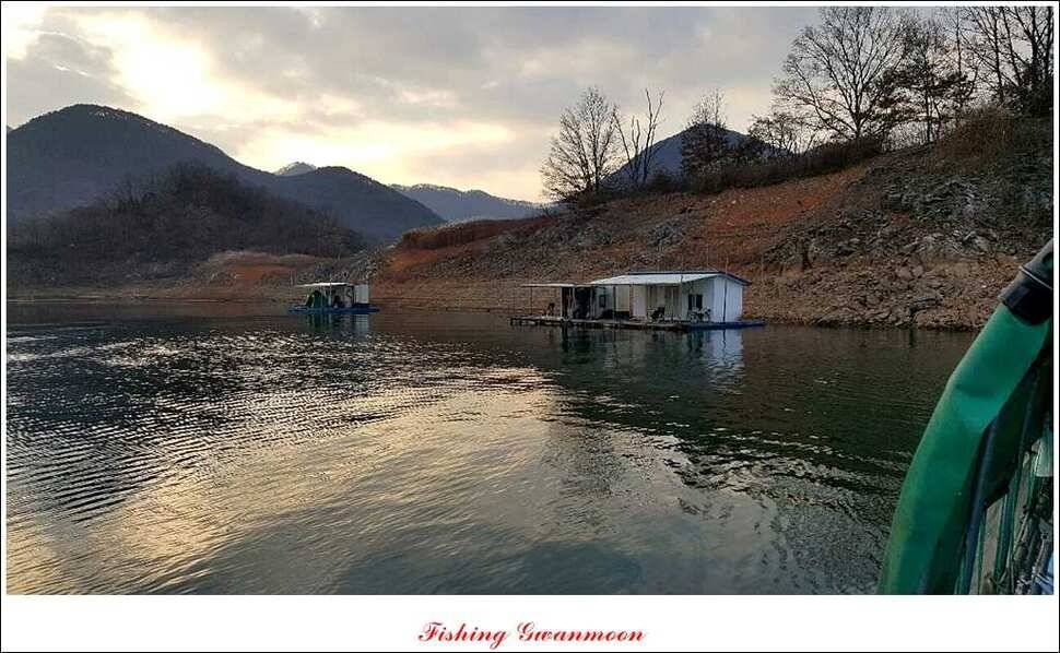 신매 41 cm40 cm 제일 짱가네한버들 월척 (조황조행기 - 특파원조황)