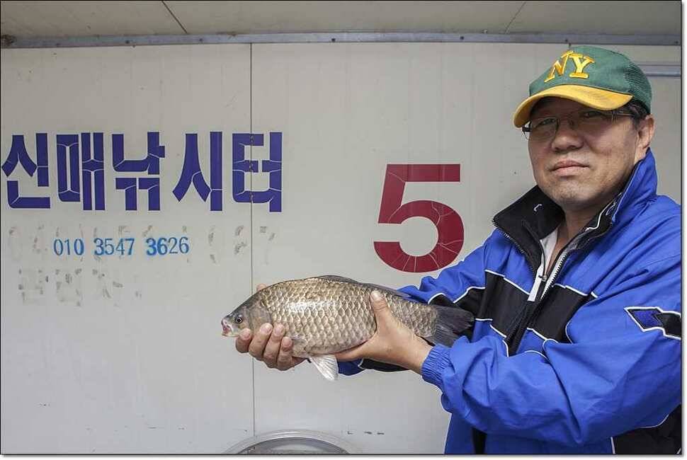 신매 425 cm 대물늘푸른 장어칠성지 사짜 (조황조행기 - 특파원조황)