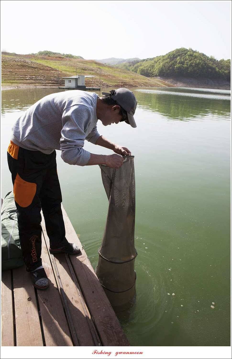 한버들실리곡 월척 행진저수지 사짜 (조황조행기 - 특파원조황)