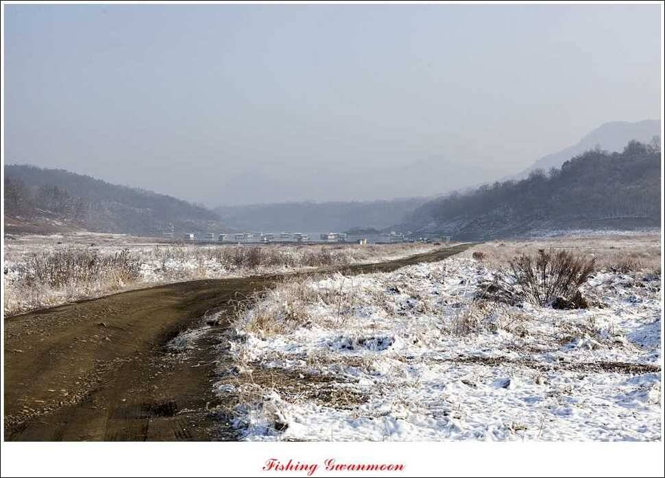 제일신매돌감실리곡한버들 월척 (조황조행기 - 특파원조황)