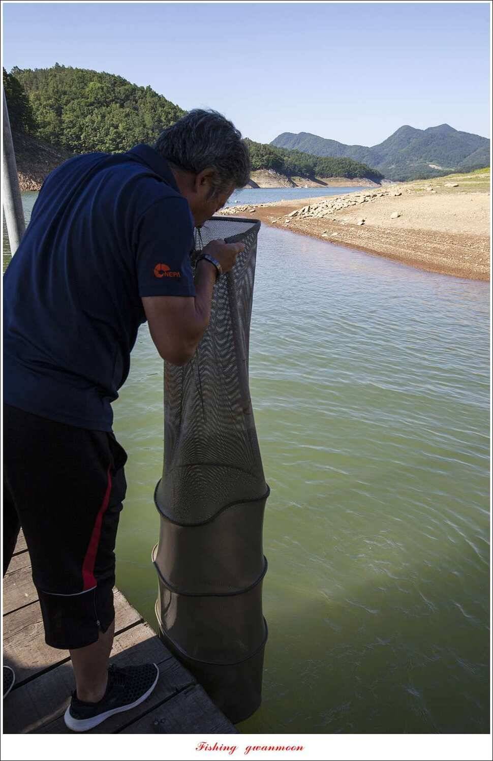 한버들 42 cm돌감 월척 조황 (조황조행기 - 특파원조황)