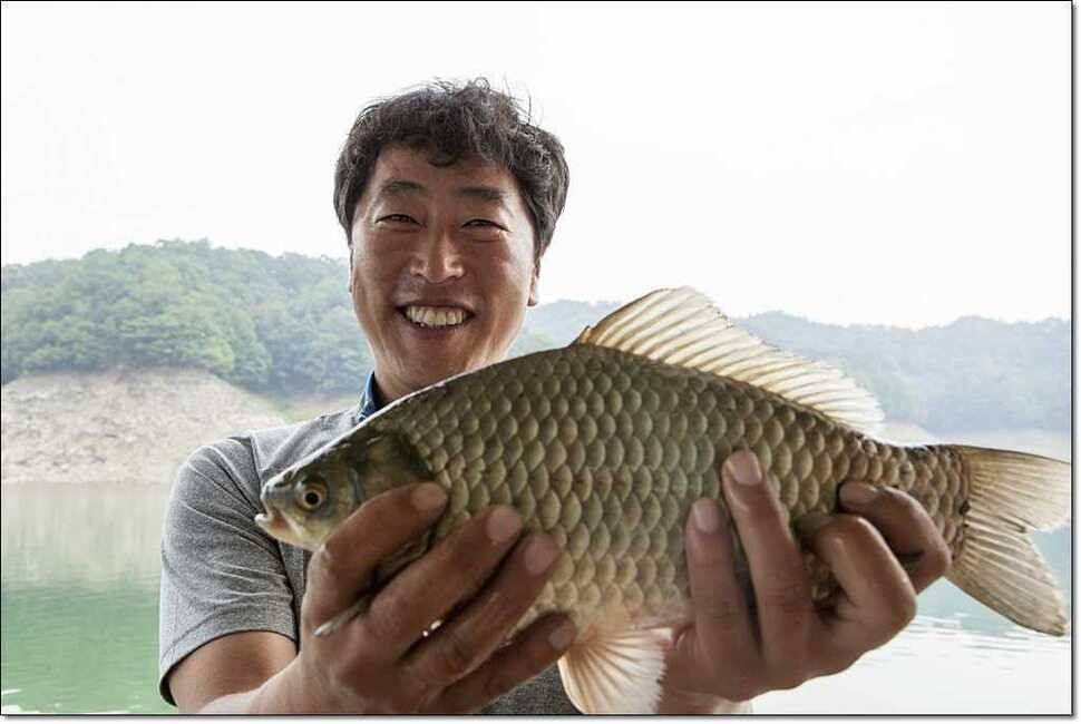 문골 낚시터 월척 (조황조행기 - 특파원조황)