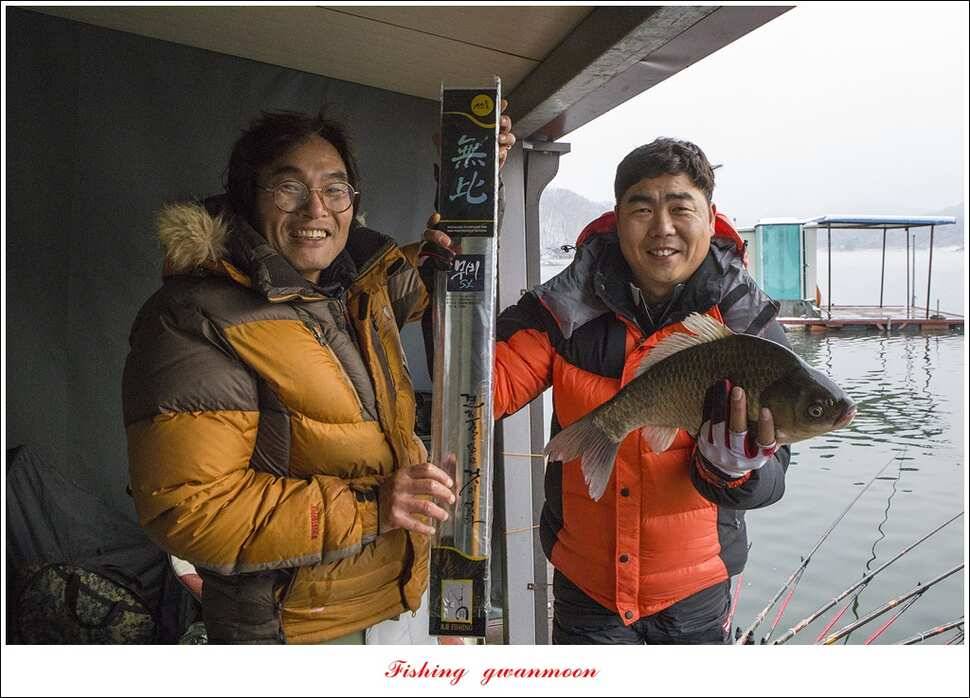 제일 47 cm 대물실리곡한버들 마릿수 월척 조황 (조황조행기 - 특파원조황)