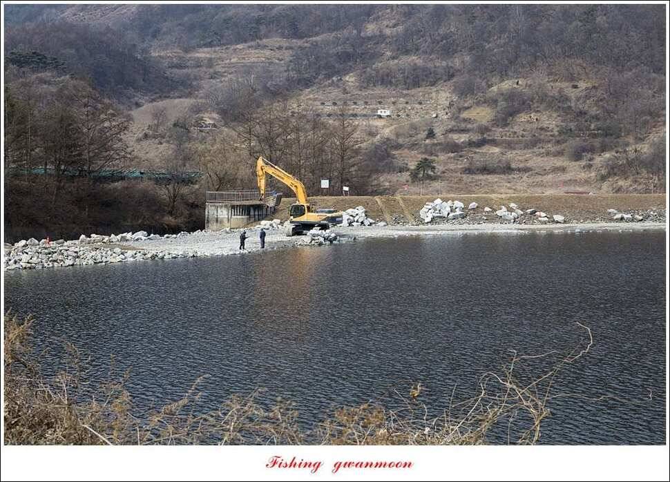 충주괴산권 물낚시 (조황조행기 - 특파원조황)