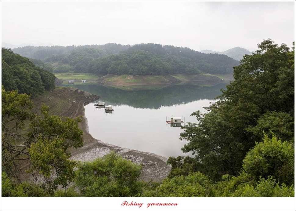 추평지 사짜병호 38 cm돌감한버들 실리곡 월척 조황 (조황조행기 - 특파원조황)