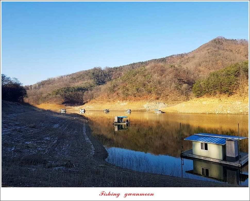 충주호 겨울 낚시빙어 낚시 (조황조행기 - 특파원조황)