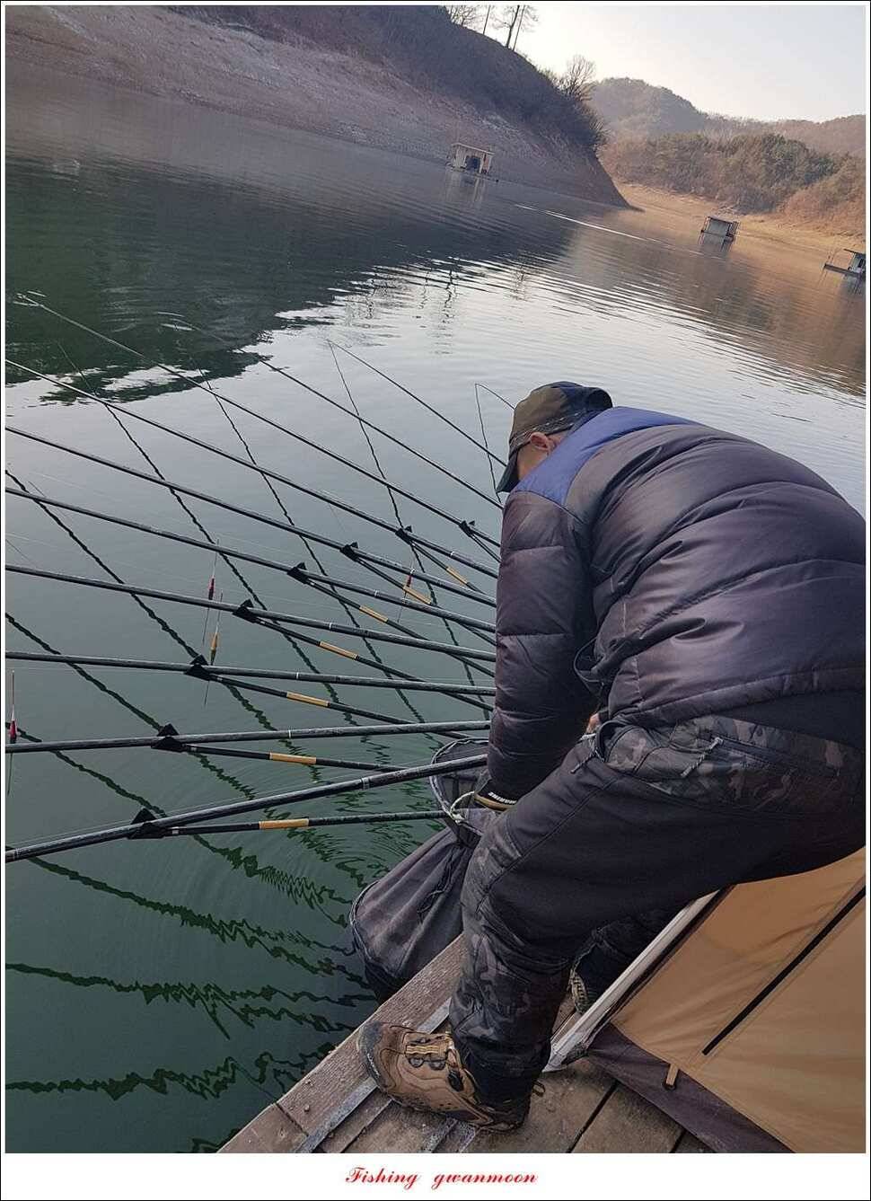 충주호 겨울 낚시빙어 낚시 (조황조행기 - 특파원조황)