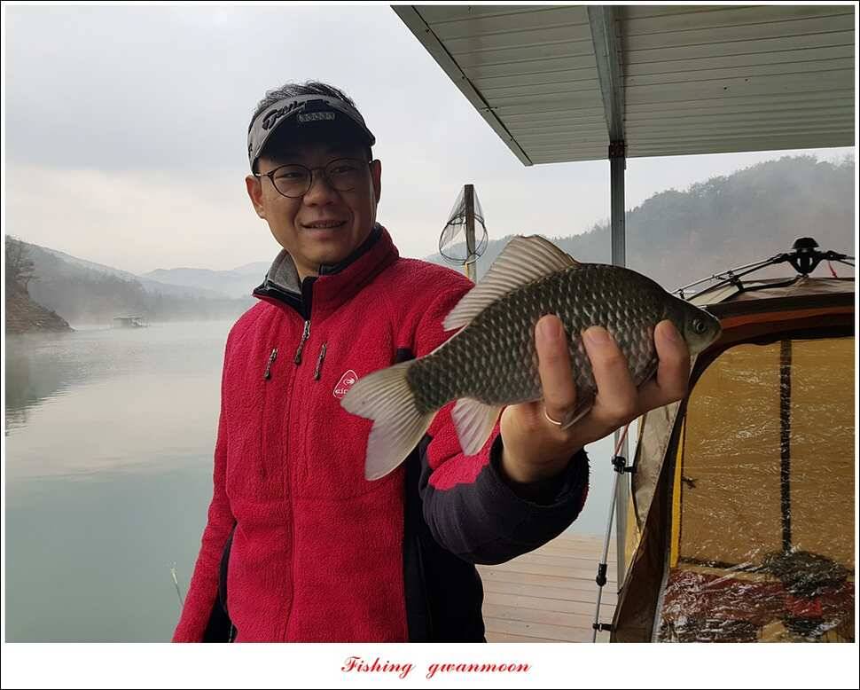 한버들 38 cm 및 마릿수 월척 실리곡 월척 조황 (조황조행기 - 특파원조황)