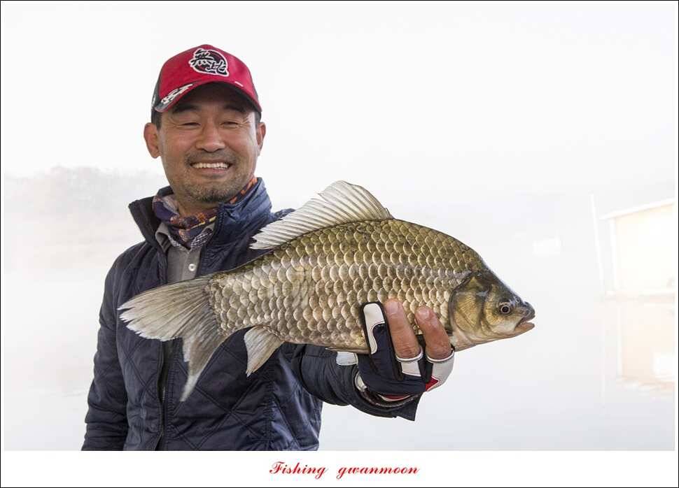 제일 44 cm418 cm신매 허리급 월척 (조황조행기 - 특파원조황)