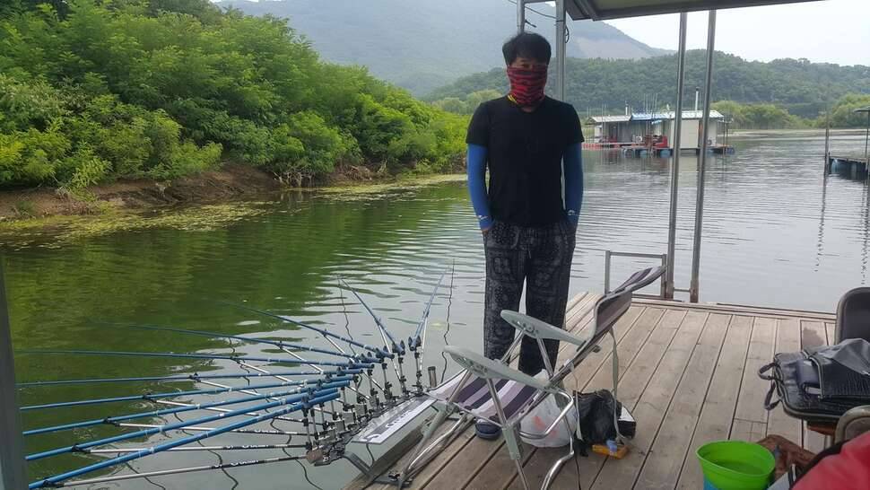 충북 진천 초평지의 어느좌대 (조황조행기 - 모바일간편조행)
