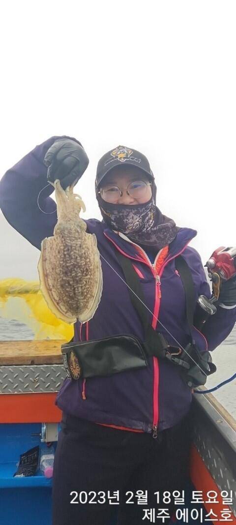 21년 신조선22인승제주에이스호18일갑오징어조황입니다 (조황조행기 - 바다선상조황)