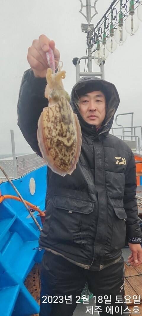 21년 신조선22인승제주에이스호18일갑오징어조황입니다 (조황조행기 - 바다선상조황)