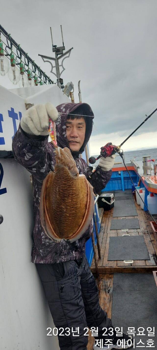 21년신조선22인승제주에이스호23일갑오징어조황입니다 (조황조행기 - 바다선상조황)