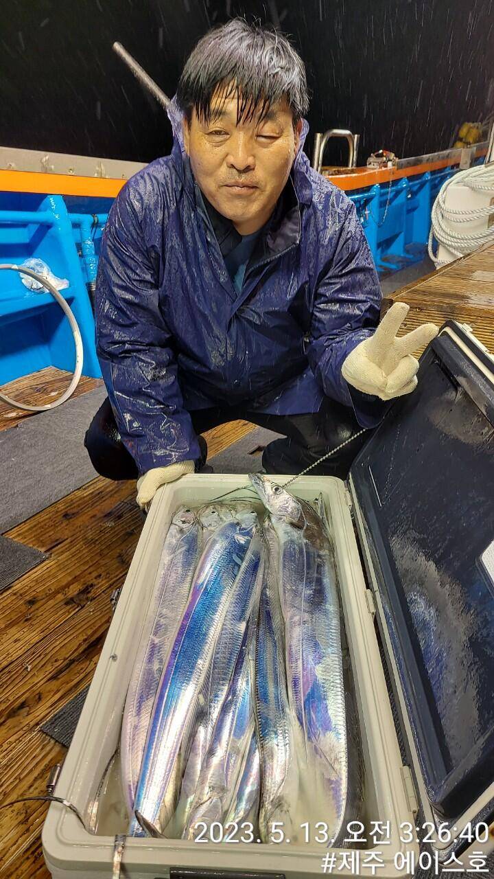 제주에이스호12일 대갈치사냥다녀왔습니다 문의01035483472 (조황조행기 - 바다선상조황)