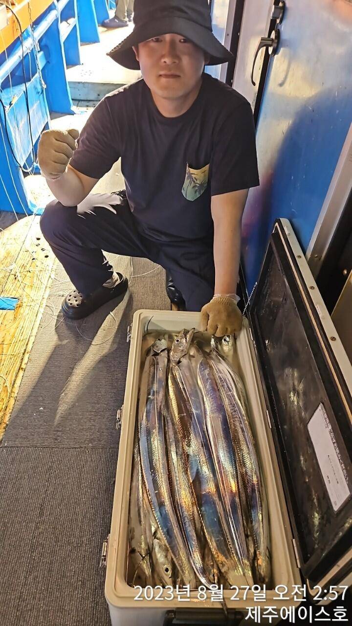 제주에이스호26갈치조황입니다문의0103548347201038603472 (조황조행기 - 바다선상조황)