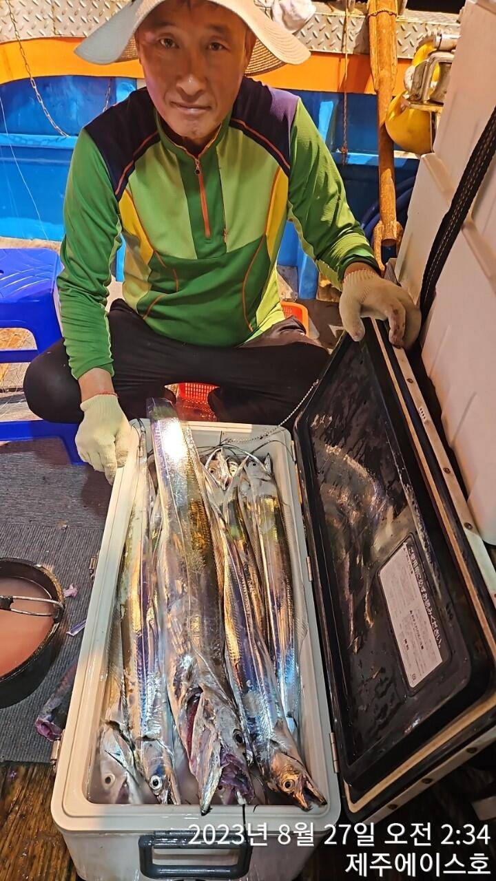 제주에이스호26갈치조황입니다문의0103548347201038603472 (조황조행기 - 바다선상조황)