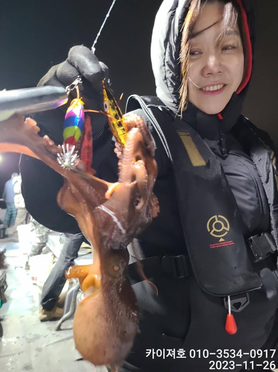 26일 카이져호 돌문어 호조황 오늘도 굿 (조황조행기 - 바다선상조황)
