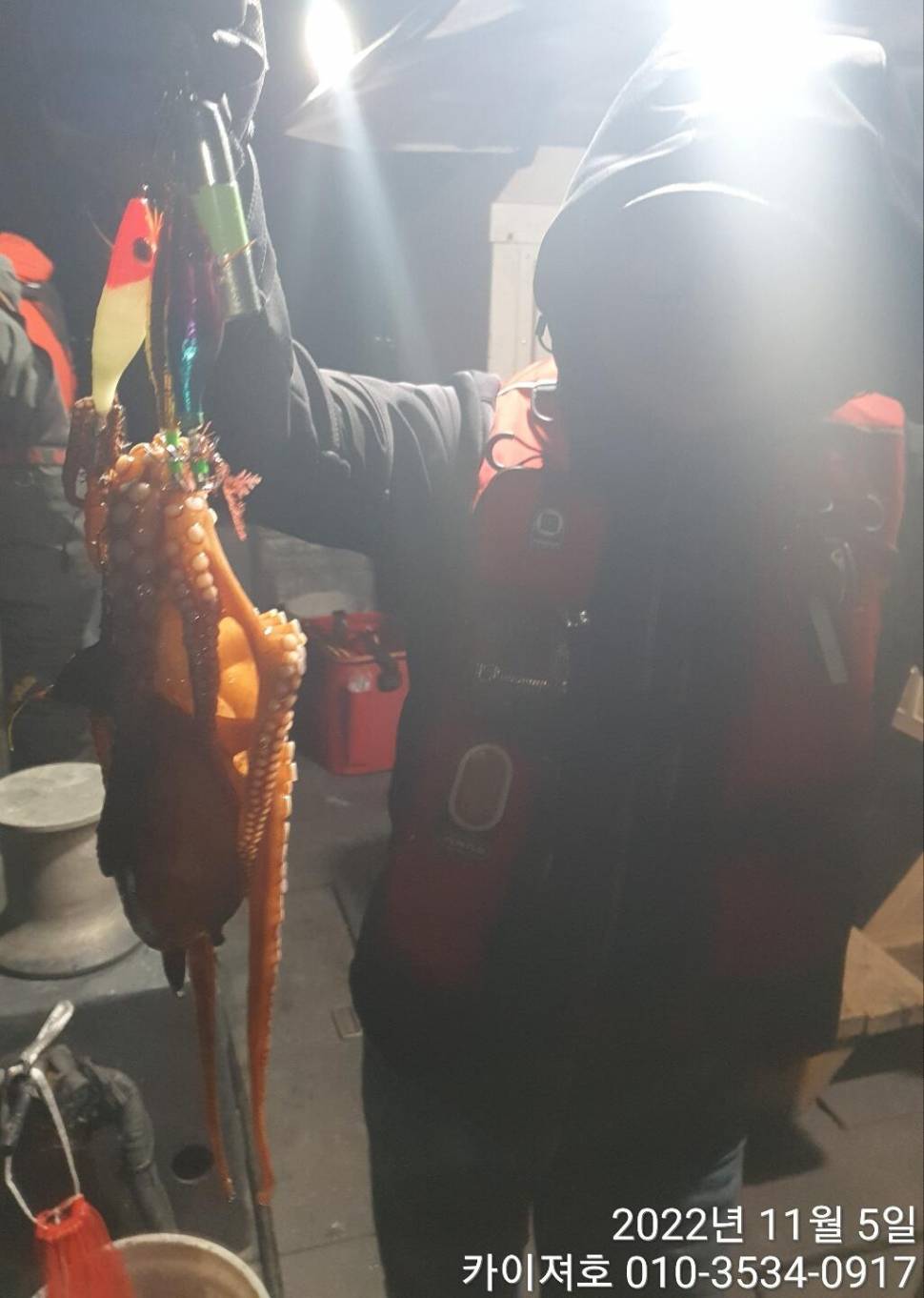 막잡아 삼치 쫀득 뜯어내는 문어 (조황조행기 - 바다선상조황)