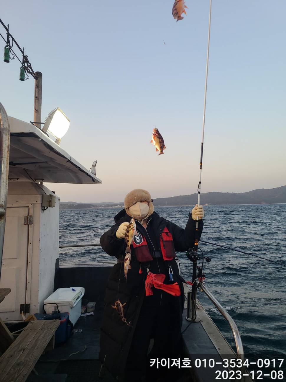 8일오전도 줄줄이 열기 타작 입니다 (조황조행기 - 바다선상조황)