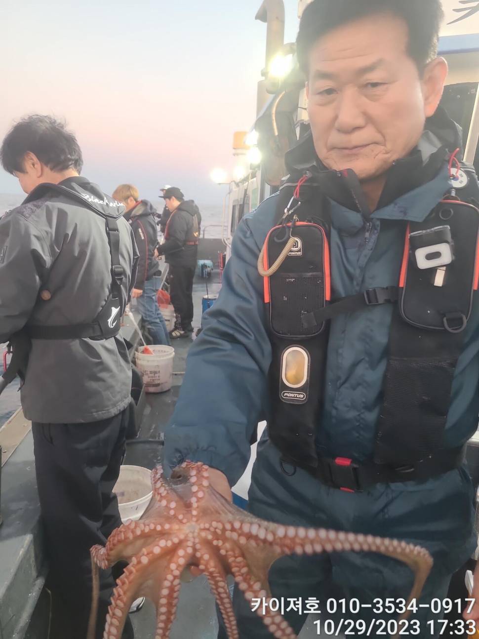 31일 오후 돌문어 16시 출항 여유자리 (조황조행기 - 바다선상조황)
